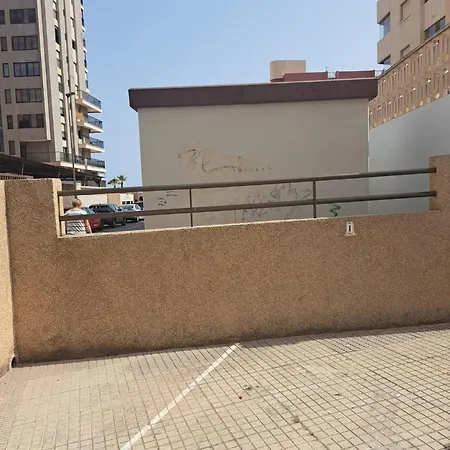 Moderno Con Vista Al Mar, Piscina, Parking Daire *