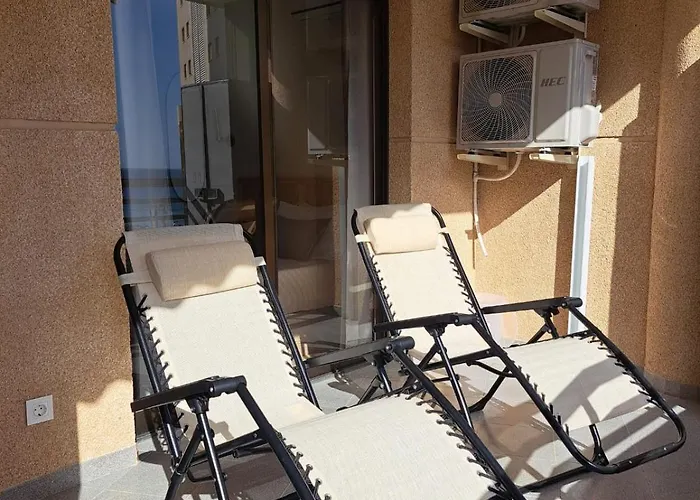 Apartment Moderno Con Vista Al Mar, Piscina, Parking *