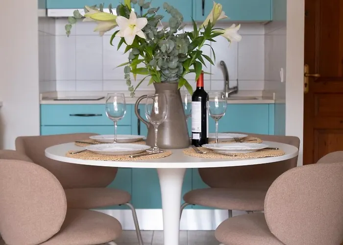 Moderno Con Vista Al Mar, Piscina, Parking Apartment