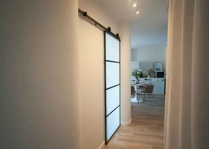 Moderno Con Vista Al Mar, Piscina, Parking Apartment